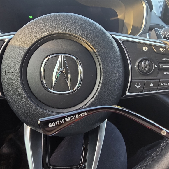 GUCCI Sunshades - Picture 4 of 7